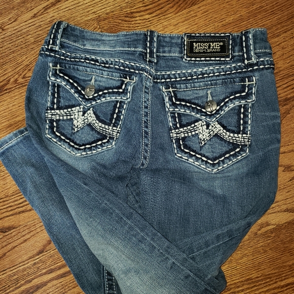 Miss Me Jeans - Picture 3 of 3